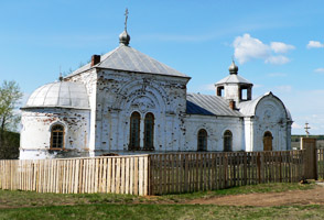 Храм в селе Колюткино